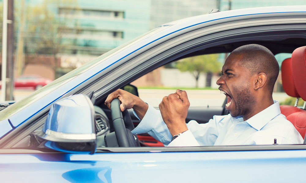 what-s-the-difference-between-road-rage-and-aggressive-driving-road